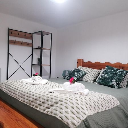 Casinha Da Deolinda Villa Aldeia das Dez Ngoại thất bức ảnh