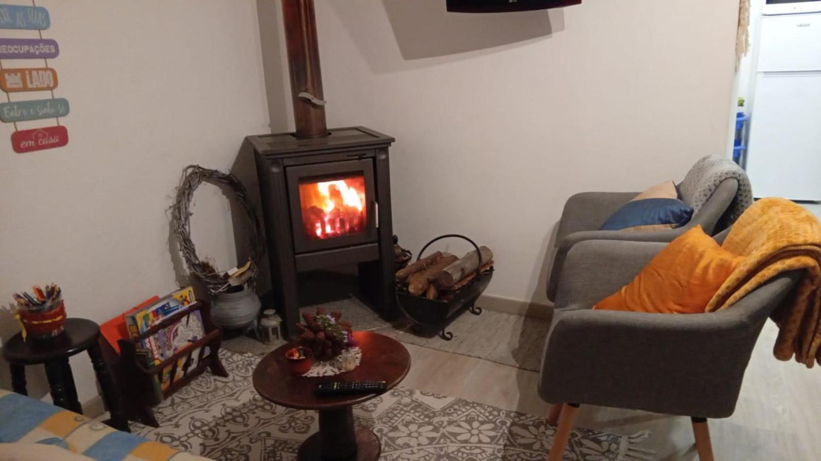 Casinha Da Deolinda Villa Aldeia das Dez Ngoại thất bức ảnh